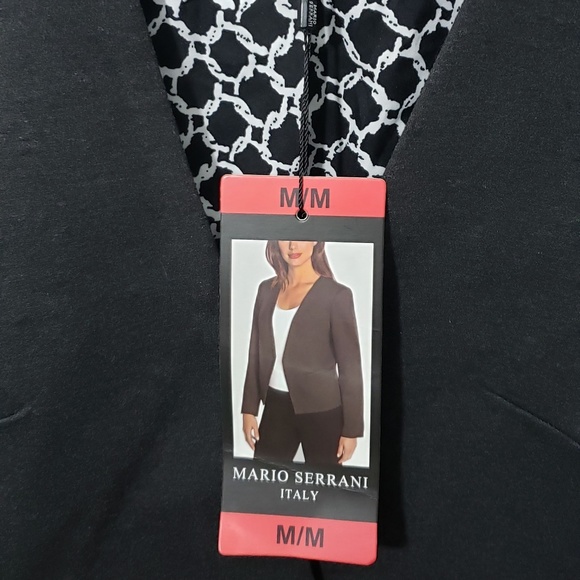 *NWT* Mario Serrani Blazer Body Hugging Fit Medium - Picture 3 of 6